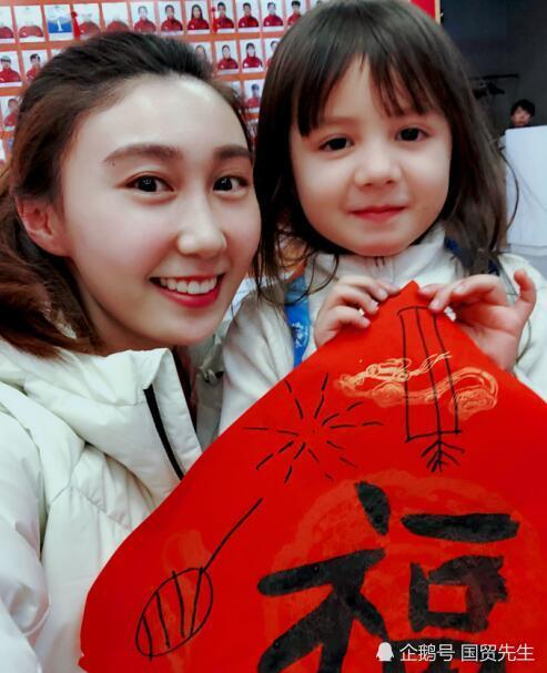水均益25岁女儿近照曝光 如今是体育主播