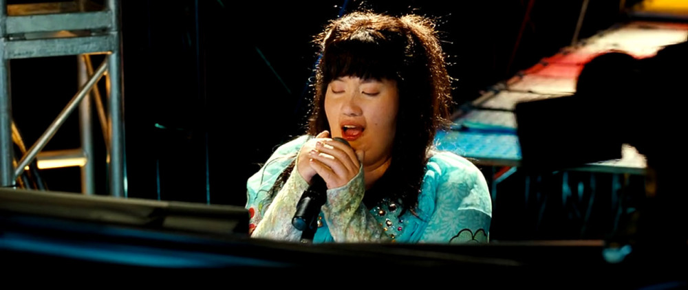 丑女大翻身现实吗?女主全身整容变成大美女,男