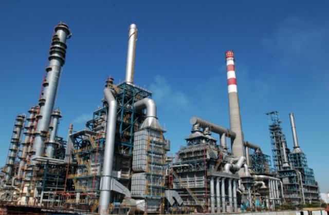 中国上月从俄罗斯进口石油创纪录 同比暴增超