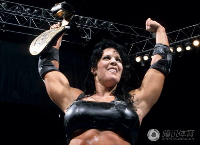 深扒WWE摔跤女王希娜 曾涉足色情业