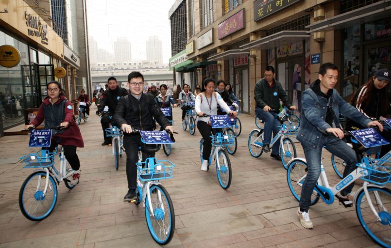 哈罗单车席卷沈阳,共享单车超高人气蓝朋友强