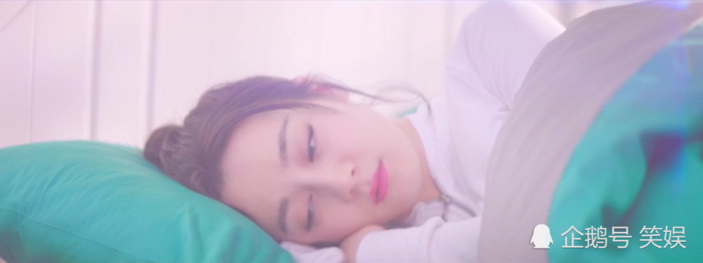 迪丽热巴工作室的见面礼好特别,迪丽冷巴也出