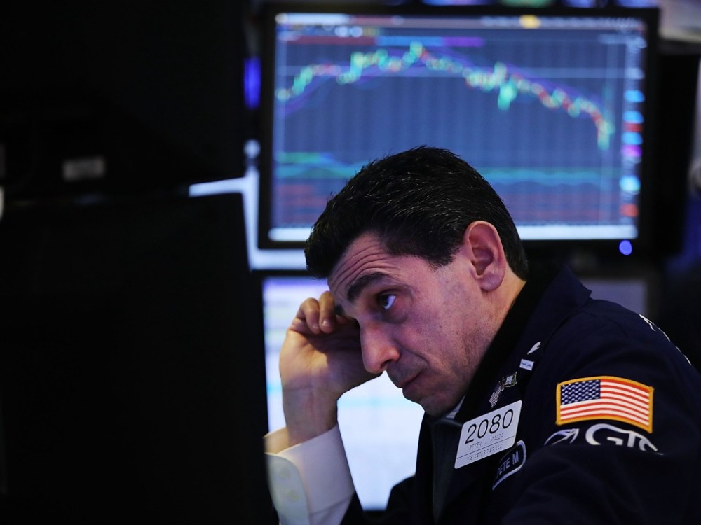 特朗普执意对华打贸易战 国内股市最先遭殃华