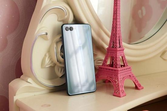 1500档千元旗舰对决:小米6X和华为Nova2S,