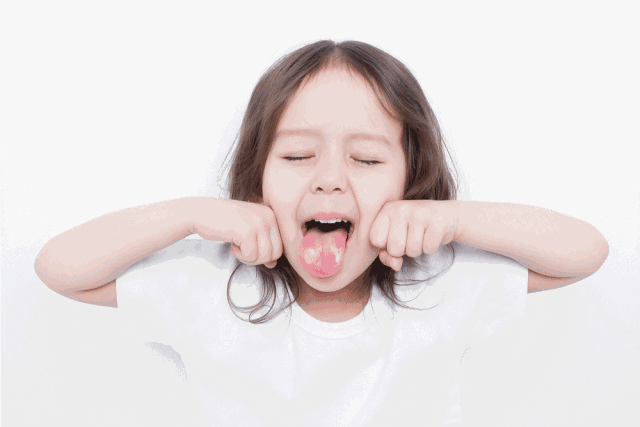 告别手机!800万像素的专业儿童相机,激发孩子创造力,还防水防摔又防尘