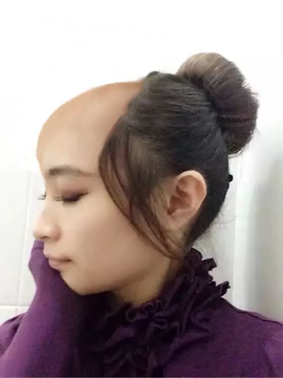 搞笑ps:求大神帮我p个女朋友,好寂寞啊