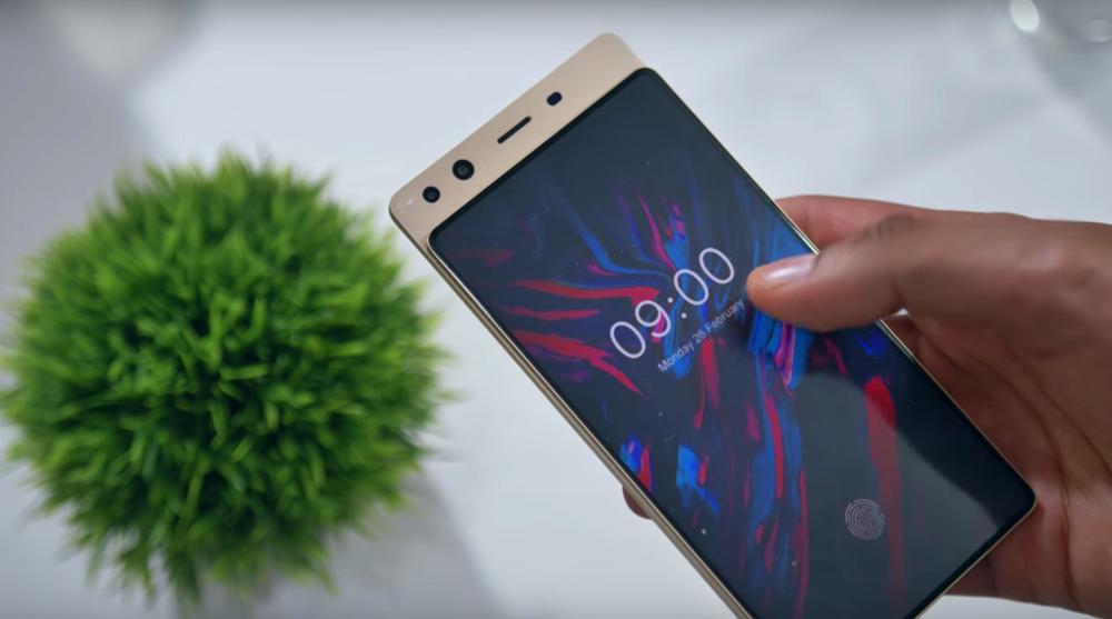 99%极致屏占比+隐形屏幕指纹 DOOGEE MIX