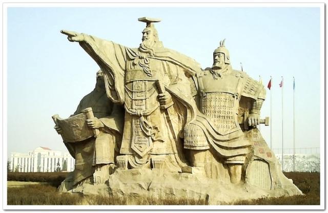 子显复命将事情告诉秦穆公.秦穆公说:"仁人啊,公子重耳!