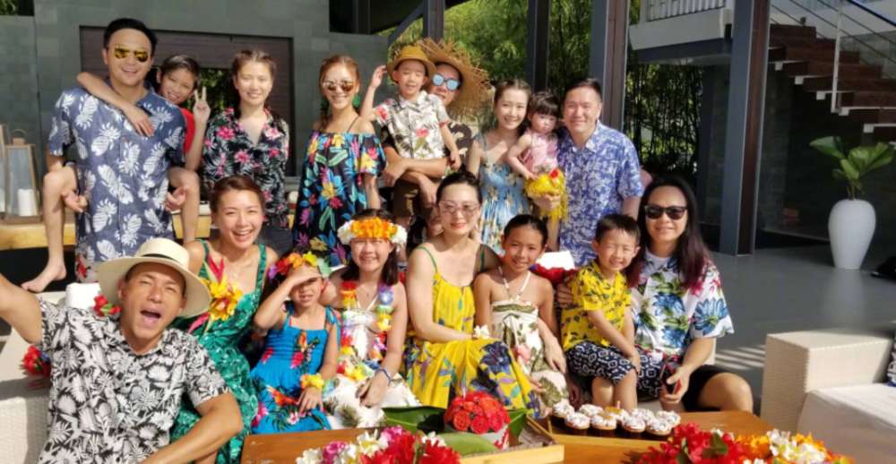 袁咏仪应采儿两家同游泰国,应采儿:幸会比我还