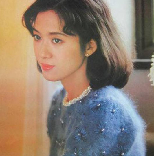 80年代中国内地的4大美女,邓婕第4,第一颜值绝对不输给林青霞!