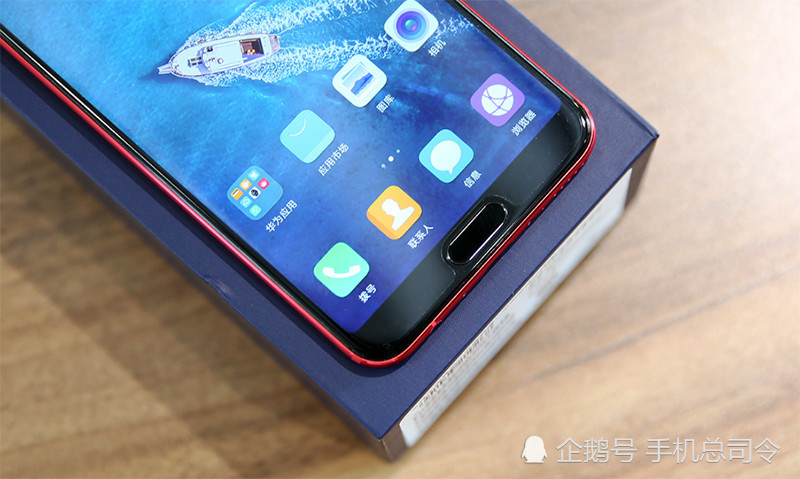 荣耀10颜值美爆了:无刘海无下巴,升降式前置摄