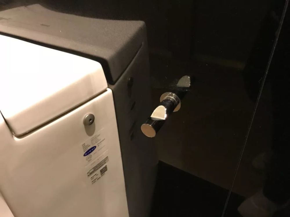 女厕总是排队怎么办?购物中心如何规划设计洗手间?