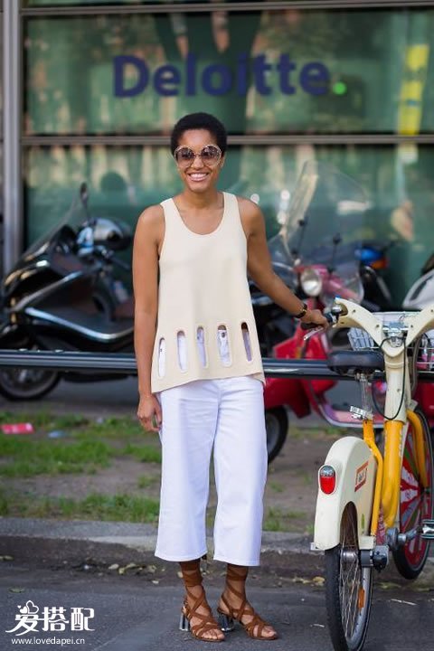 2018春季穿什么? 牛仔+阔腿裤时尚的很高级