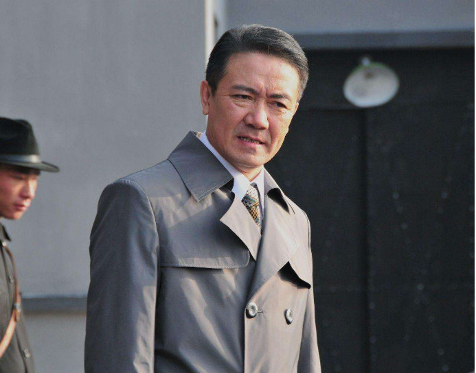 杨幂工作室艺人承包《亮剑三》,女主还是吴昕