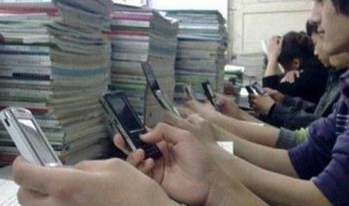 企鹅娘吐槽：凯蒂猫为什么没有嘴巴呢？