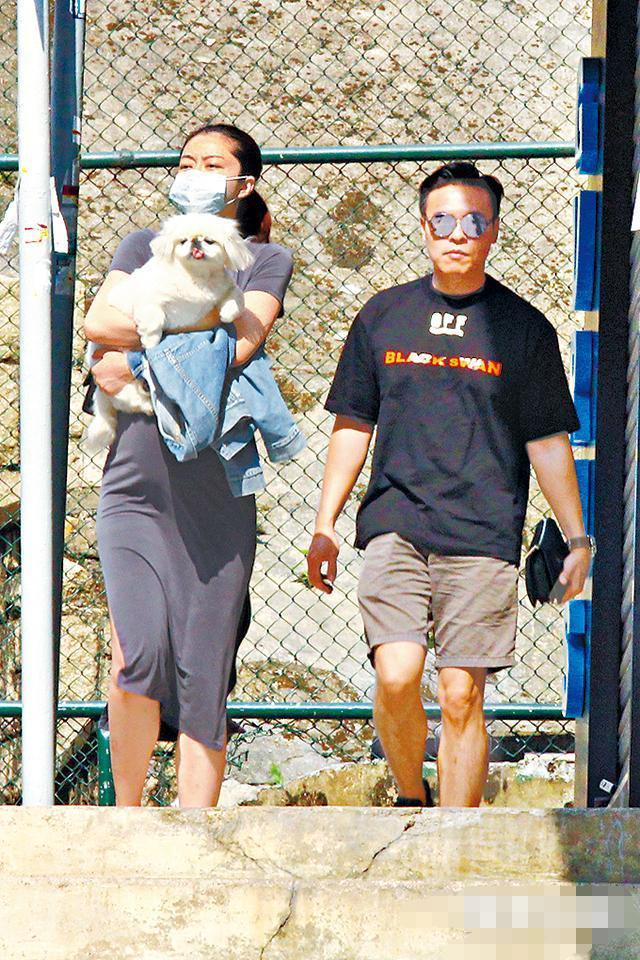 网传熊黛林怀双胞胎女儿,计划提前一个月开刀