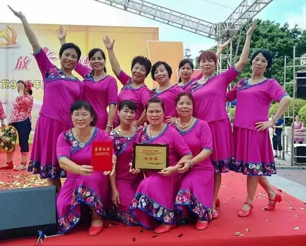 "健康中国,一起舞吧"中国广场舞公益行圆满结束!