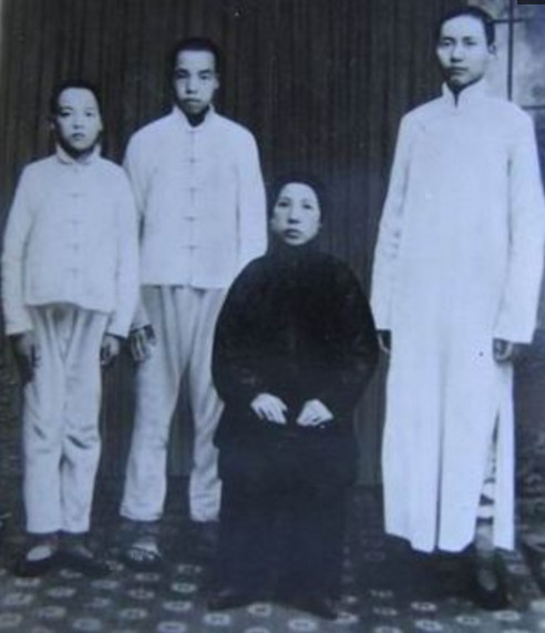 伟大的母亲文七妹女士:主席背后的女人,一生勤劳令人敬佩