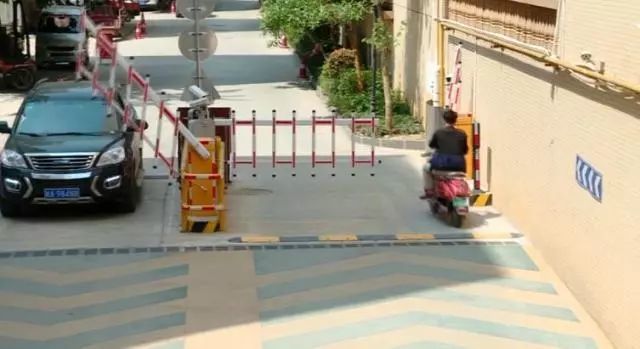 南宁某小区电动车位售价四位数!还在卖吗?-天