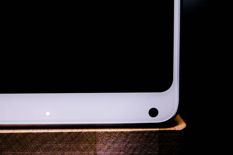 测小米MIX2S,一如既往的无额头