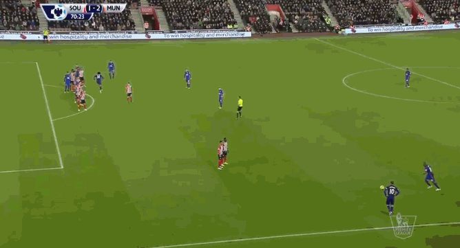 范佩西140球英超第10