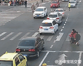 1 2 3 4 5 6 7 8 《道路交通安全法》第七十六条 机动车发生交通事故