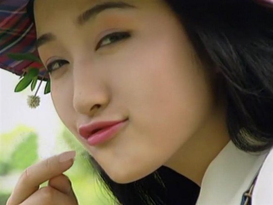 杨钰莹赖昌星睡觉照曝光,期间被包养3年,堕胎4次 杨钰莹赖昌星睡觉照曝光,期间被包养3年,堕胎4次