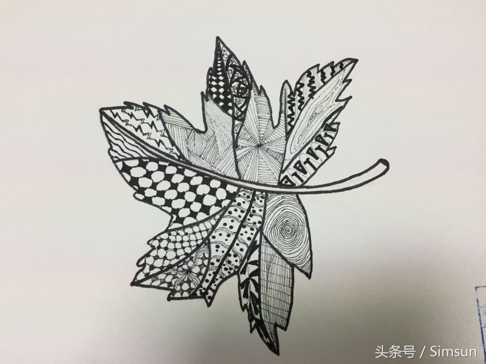 儿童线描装饰画:创意枫叶绘画,不一样的一叶知秋
