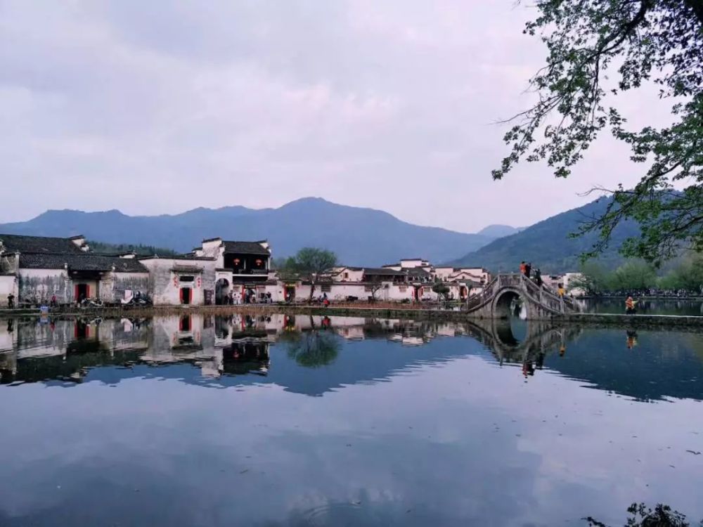 第四名:黄山宏村景区 目前票数:212