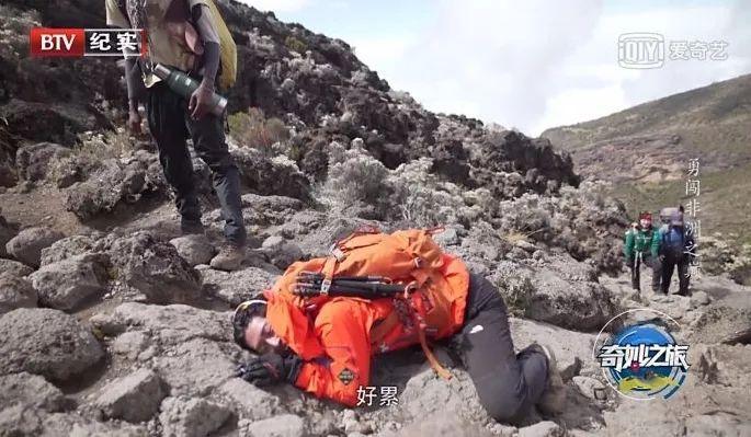 从傻白萌到男子汉,窦骁的气质进化论