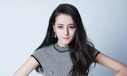 恶搞视频娜扎，恶搞视频突然蹦出鬼
