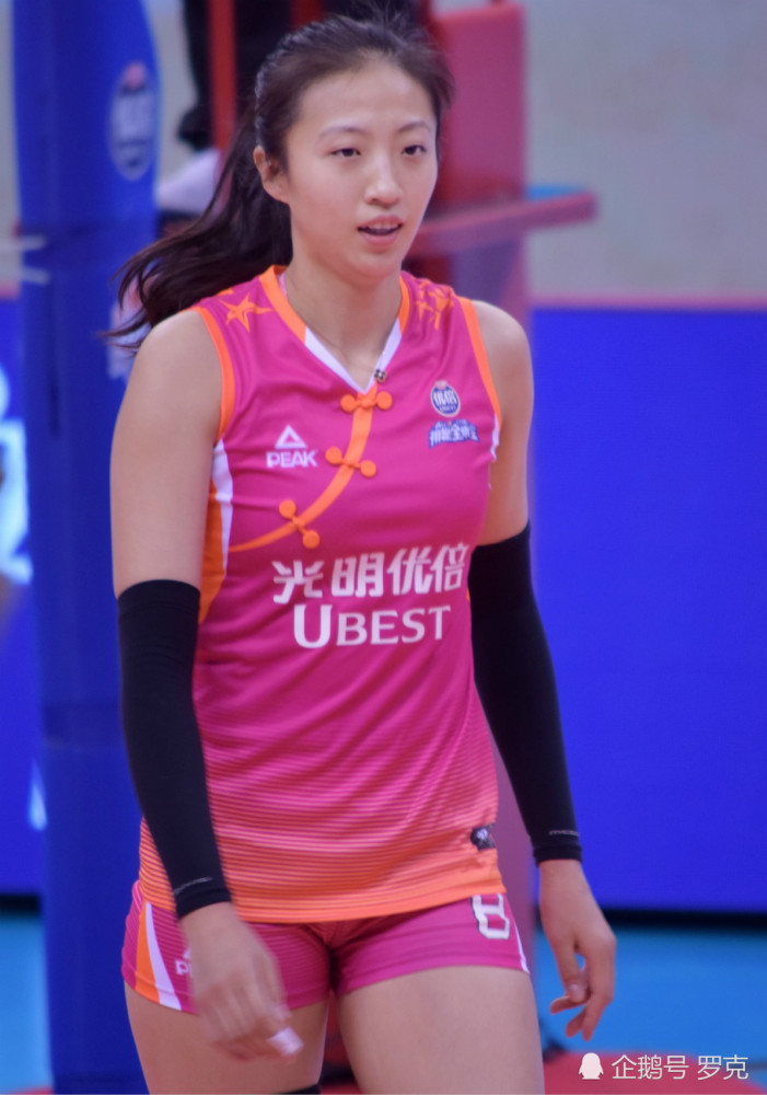 直击女排全明星周末 丁霞惠若琪现场人气最旺 小姑娘龚翔宇真调皮