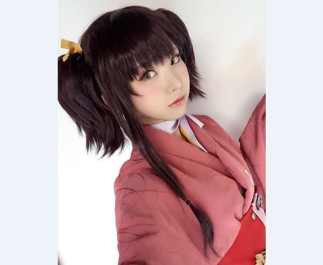 ²ۣձCOSERһ꾹׬2000