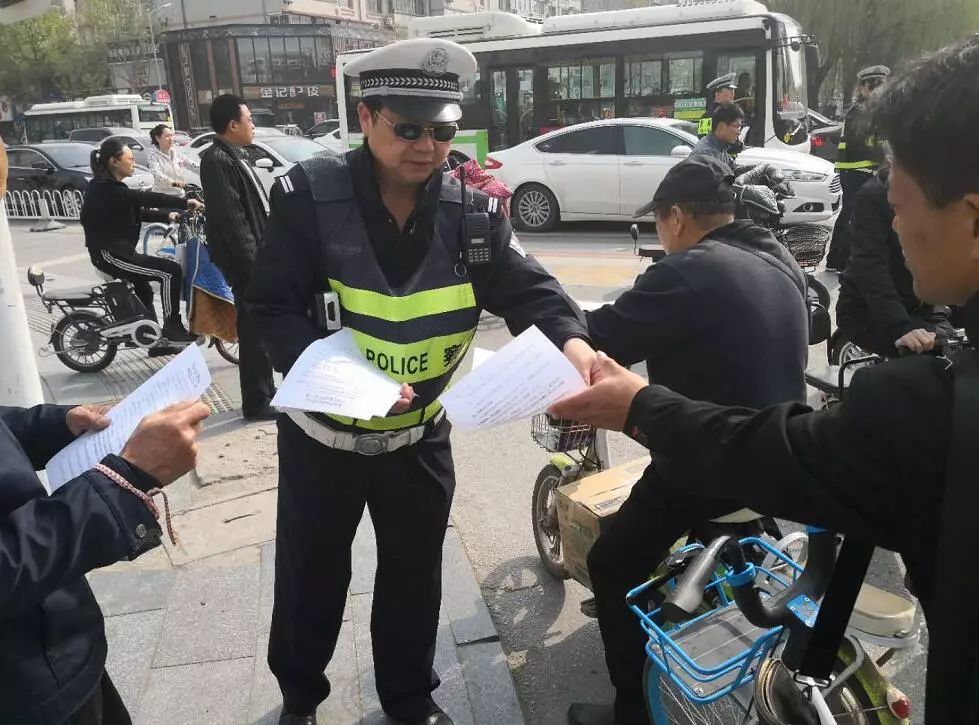 保定交警严查道路交通违法，特别是这30个违法行为