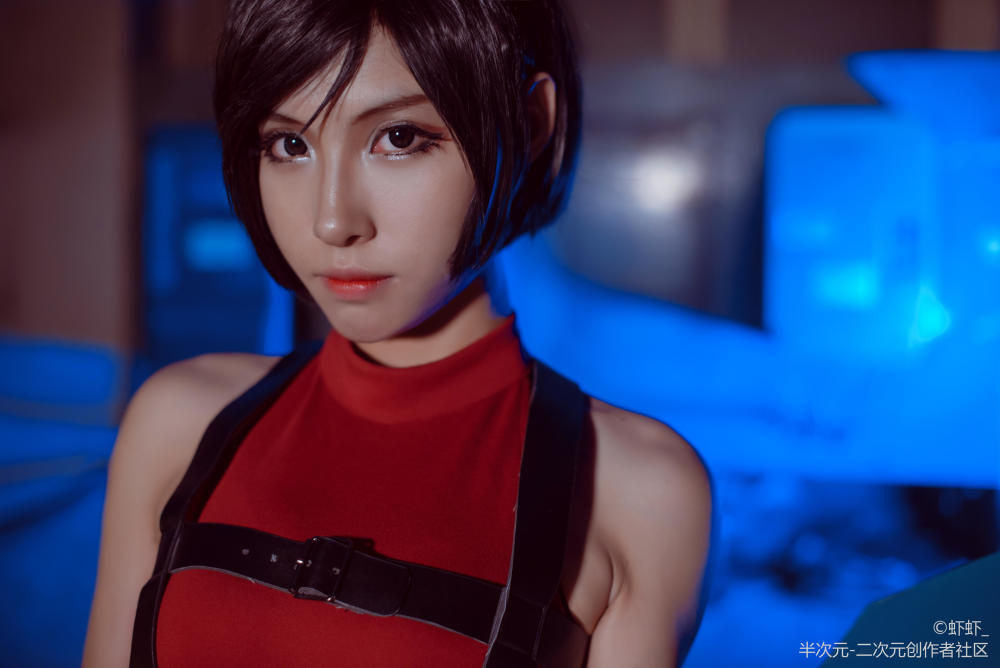 生化危机艾达王cosplay 帅气的短发美女 身材超棒!