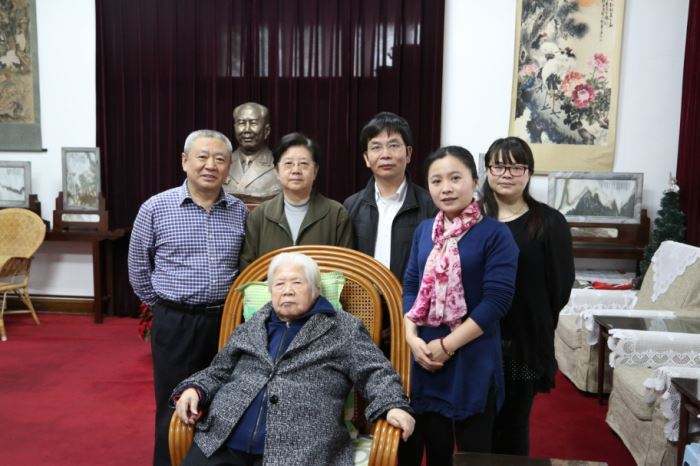 杨成武将军夫人赵志珍珍贵旧照,开国将帅中的金婚佳侣