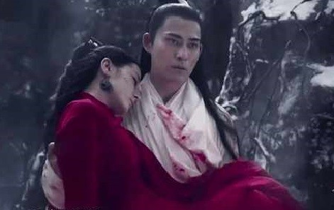 迪丽热巴越来越火,她合作过的男演员纷纷跳出