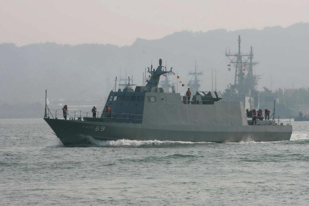 解读我军东南沿海实弹演习:武直19演练围猎对