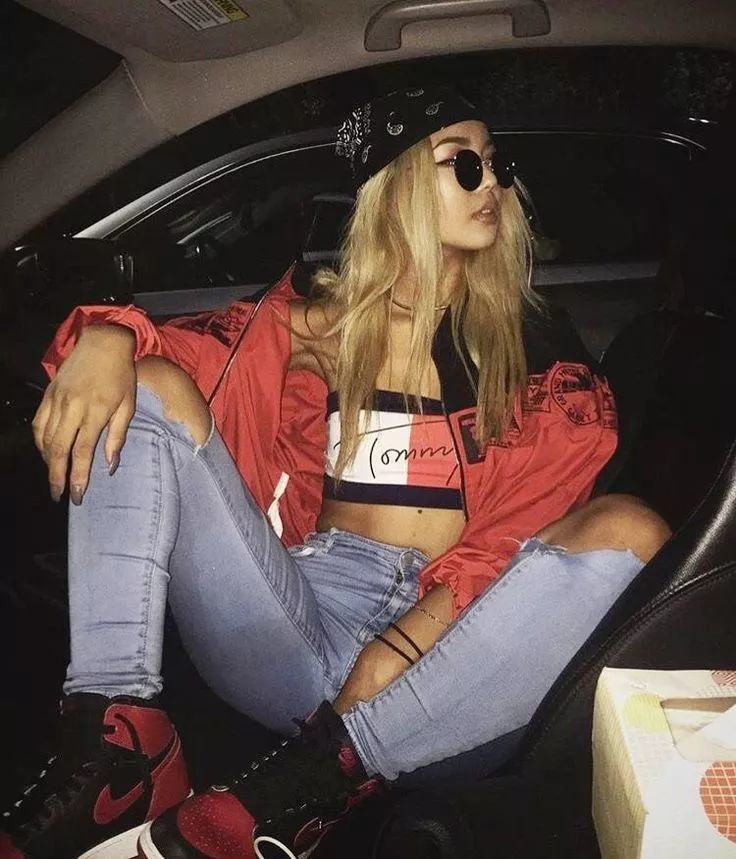 你躲在健身房穿的衣服 潮人们都穿上街了