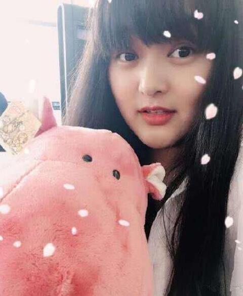 赵丽颖助理瘦身成功,简直变了一个人