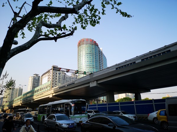 详细讲解华为P20 Pro\/iPhone X拍照谁更强?