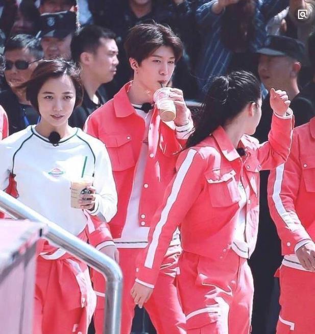 欧阳娜娜范丞丞CP未炒先火,工作室回应遭群嘲