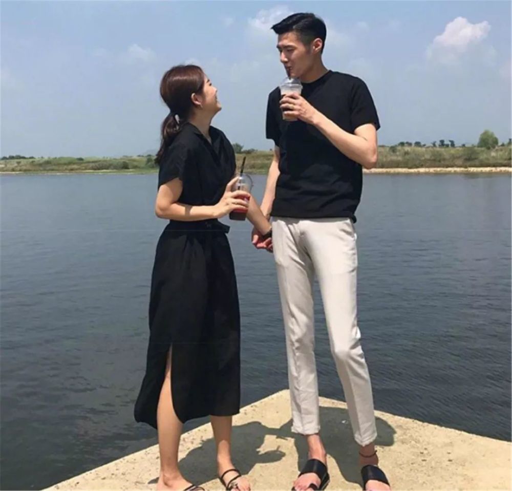 邓紫棋与男友的情侣装太邋遢?甜蜜撒粮要这