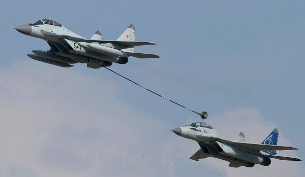 辽宁舰大洋演习 歼15挂载这个设备让编队成为