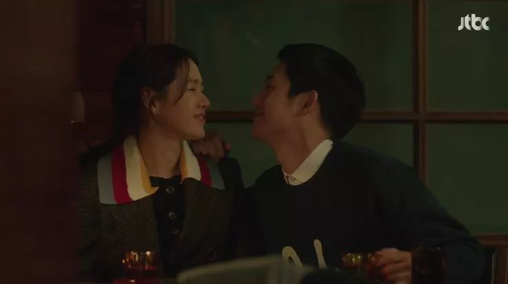 热播韩剧!《经常请吃饭的漂亮姐姐》第六集孙艺珍服饰