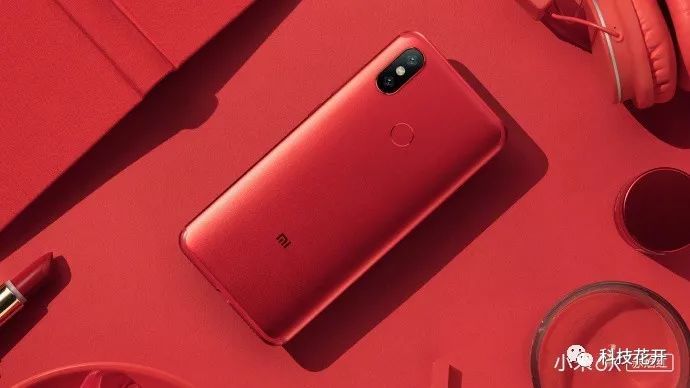 网友排队抢购小米6X,雷军再次突破OV的线下防