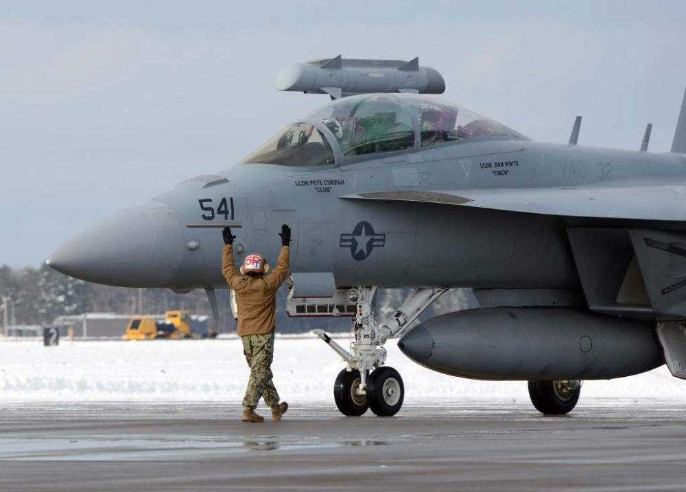 海军歼17飞机首飞成功?国产最贵战机一架顶两