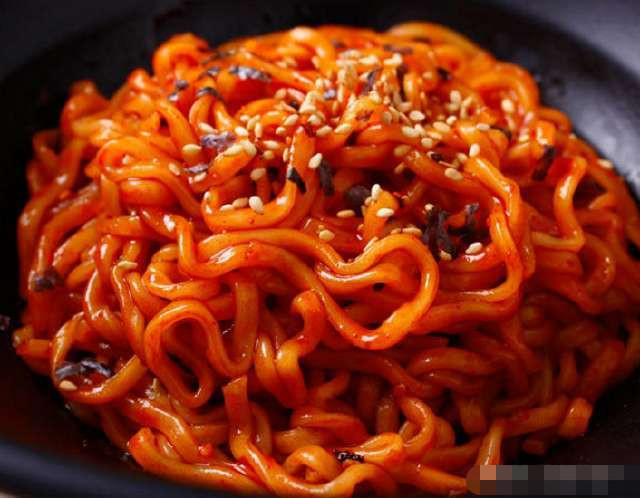 盘点国内最辣的4种零食,最后一个要先签生死状