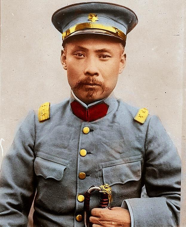 张勋复辟为何只带5000人进京,还有3万多辫子军干啥去了?