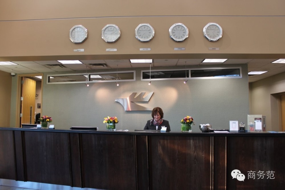 刘强东给奶茶妹买的4亿私人飞机，坐上去是什么体验？